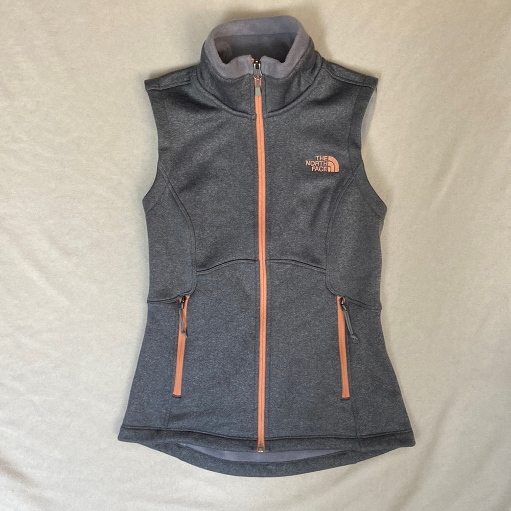 The North Face. Women’s Small. Full Zip Vest.